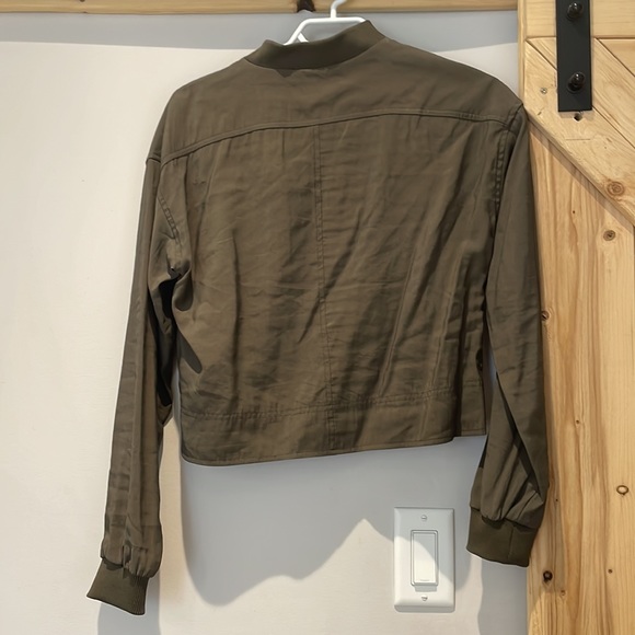 Green bomber jacket - Picture 2 of 2